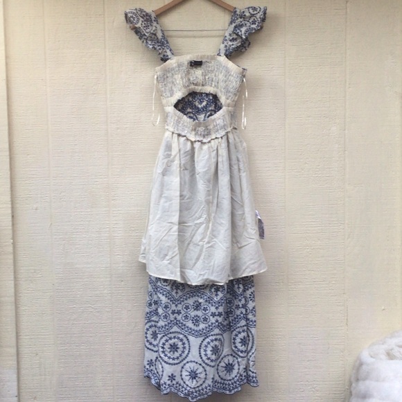 Zara Openwork embroidered floral eyelet Blue and White ruffle sleeves Maxi Dress - Picture 4 of 16